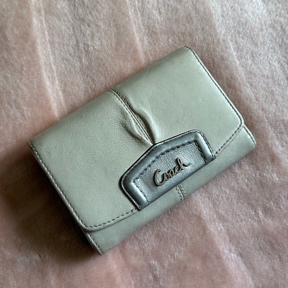 Coach wallet